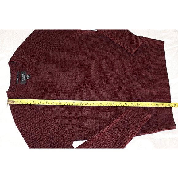 Nordstrom Men's Shop -100% Cashmere Waffle-Knit Crewneck in Dark Red, S oversize - Picture 10 of 11